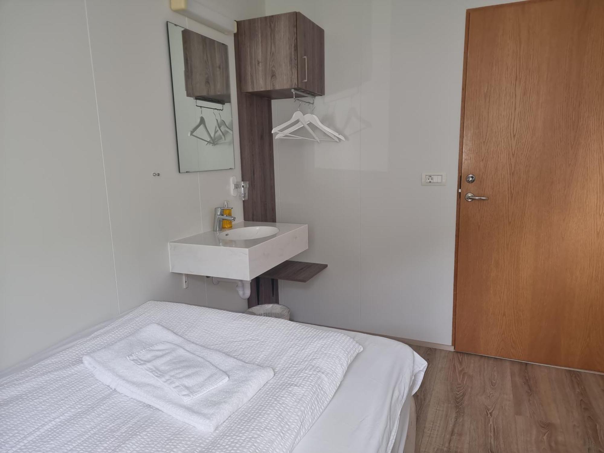 Litla-Hof Guesthouse Zewnętrze zdjęcie